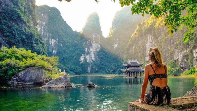 TOP 10 địa điểm du lịch phải đến ở Ninh Bình